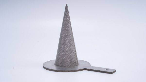 A wire mesh cone filter is displayed.